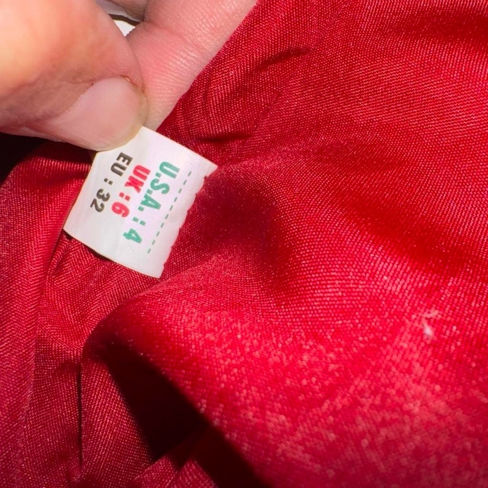 B2 Red Pleated V-Neck Cocktail Dress Size 4 - Picture 6 of 7